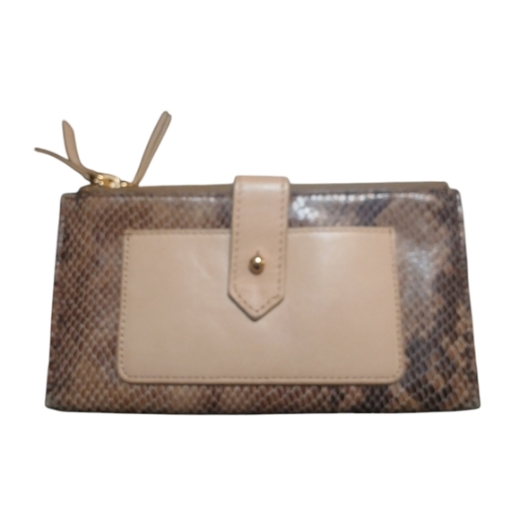 Margot Fine Leather Snap Wallet Snake Embossed Bi-Fold Wallet - Picture 9 of 9